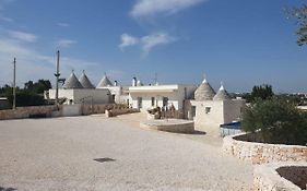 Trulli Dal Sole Alla Luna